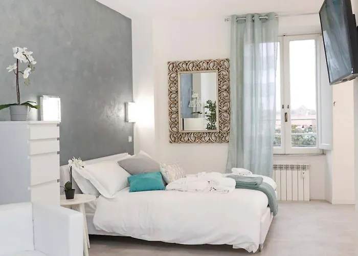 White Panoramic Jacuzzi Trastevere Apartamento